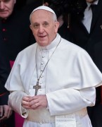 Escolha do novo papa teve como base critérios políticos e estratégicos