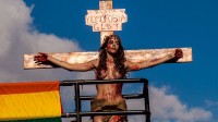 Jesus transexual na parada gay